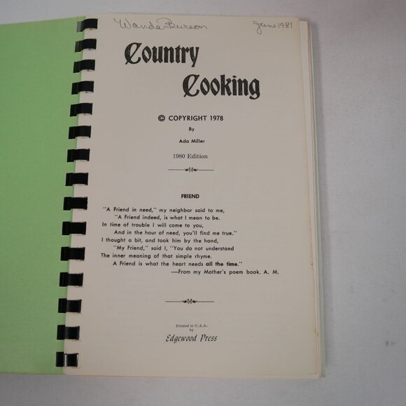 Country Cooking Cookbook By Amish Of Buchanan County Iowa 1980 Edition - Picture 2 of 3